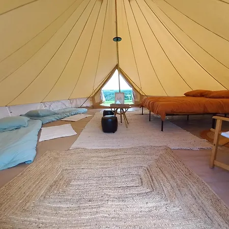 Luxury tent Tipi Du Petit Villers