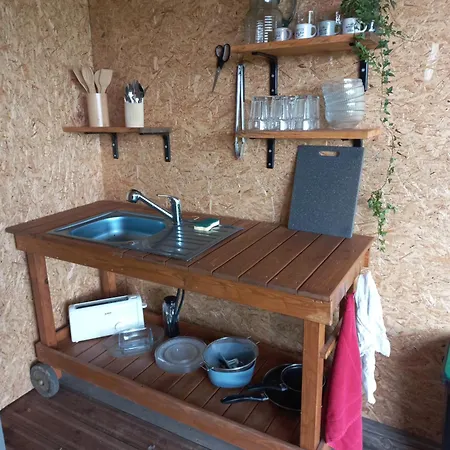 Luxury tent Tipi Du Petit Villers *